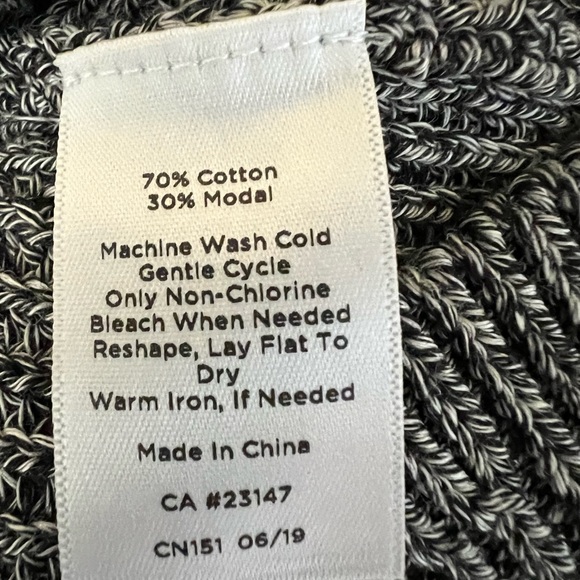 Talbots - split neck grey marled sweater sz M - NWOT - Picture 7 of 7